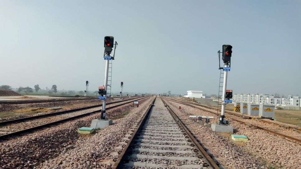 Hansi-Maham-Rohtak Railway Line : हरियाणा की हांसी-महम-रोहतक रेलवे लाइन पर इस दिन रवाना होने जा रही ट्रेन, जल्द ही पूरा हो जाएगा काम