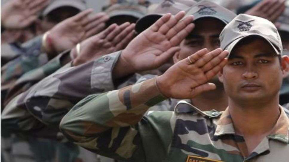 Army : सेना का जवान रिटायरमेंट से 1 दिन पहले हुआ शहीद 