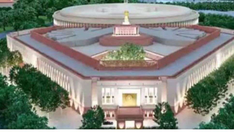 New Parliament Building : आज से नए संसद भवन में होगी बैठक, देखें नए संसद भवन की खूबसूरत तस्वीरें