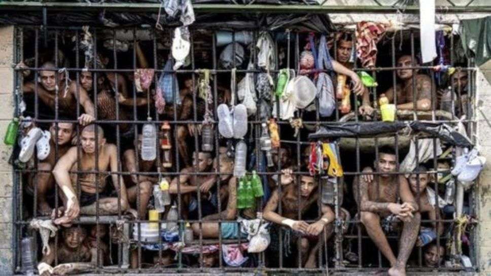El Salvador Prison World Worst Jails  : ये है दुनिया की सबसे खतरनाक जेल, कैदियों की हालत देखकर दंग रह जाएंगे आप