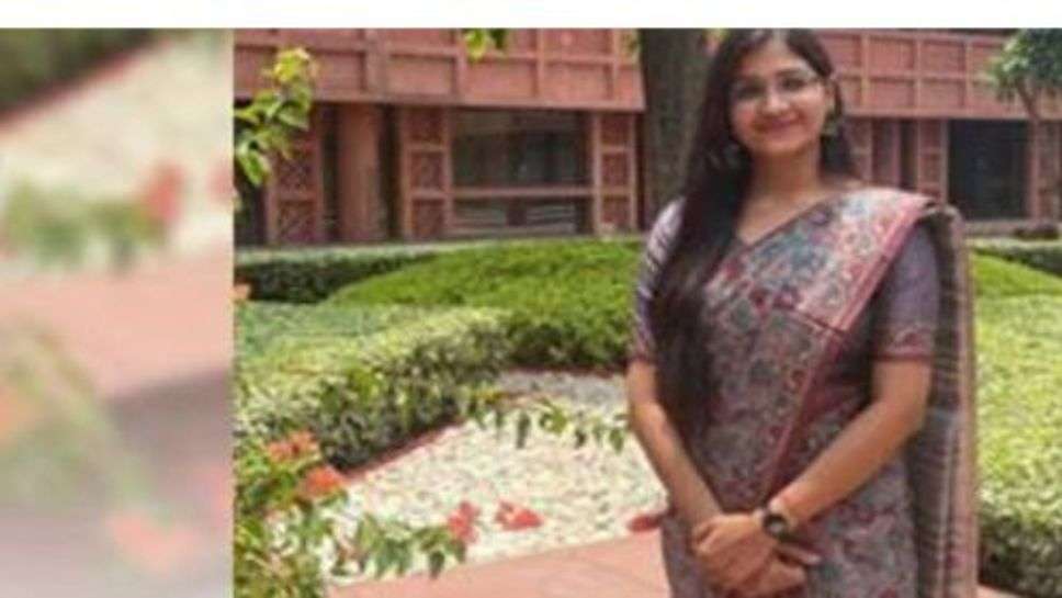 Success Story : UPSC परीक्षा में सफलता प्राप्त करने के लिए फॉलो करें IAS श्रद्धा शुक्ला ये टिप्स