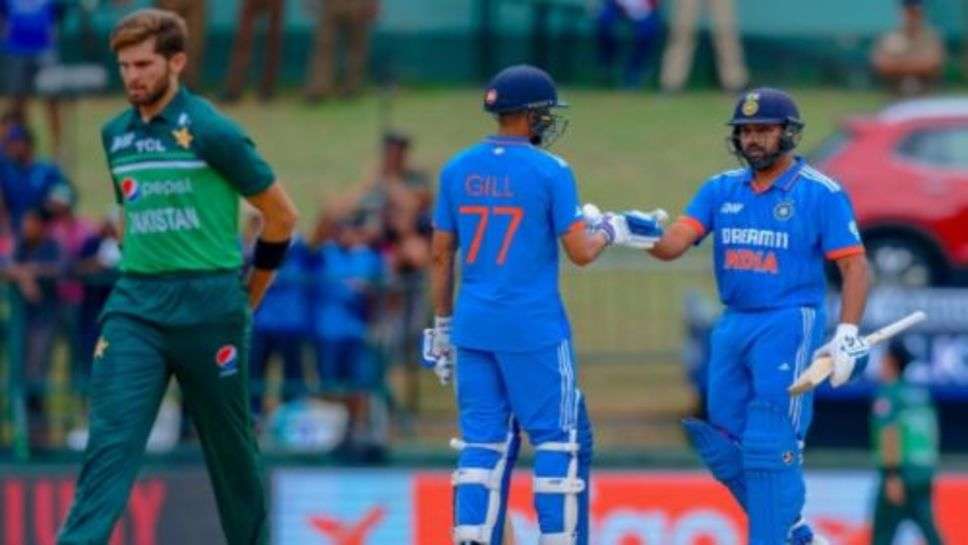 India vs Pakistan Live: भारत और पाकिस्तान के बीच फिर से बारिश ने दी दस्तक, कुछ देर के लिए मैच रूका